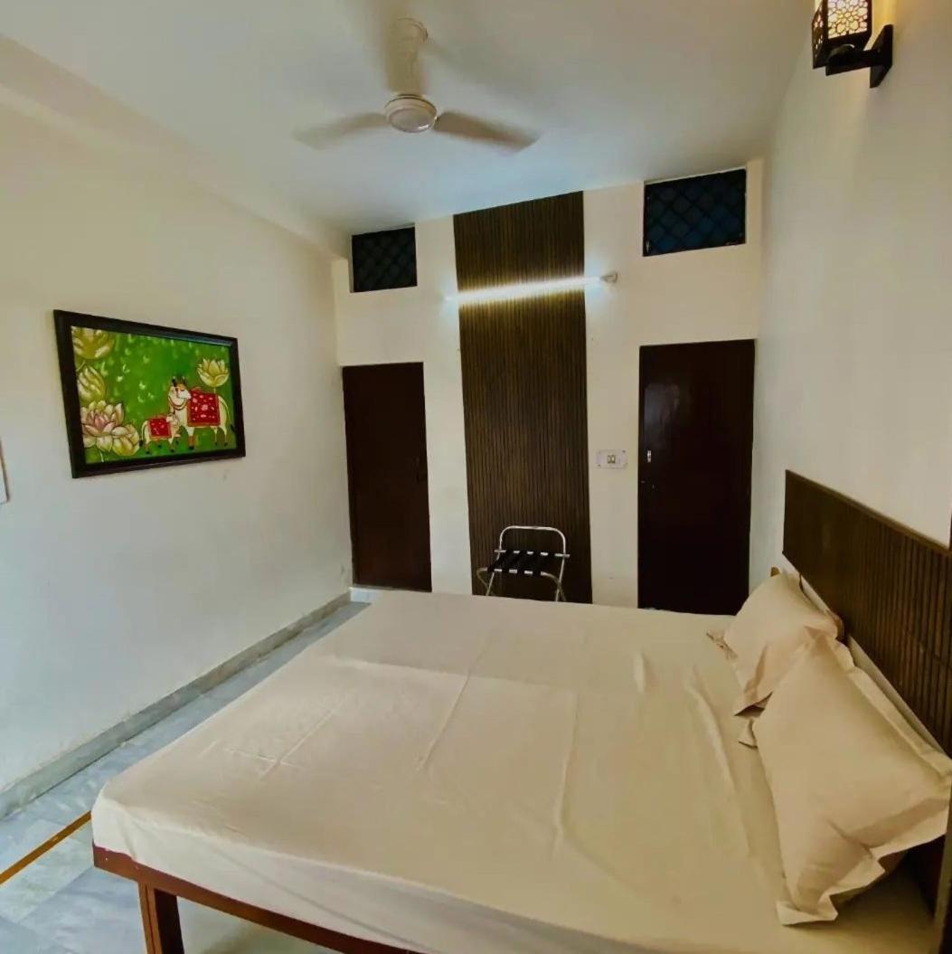 Holy Cow Otel Rishīkesh Dış mekan fotoğraf